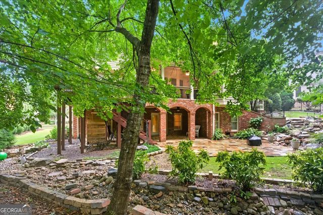 120 Fernwood Drive, Woodstock, GA 30188