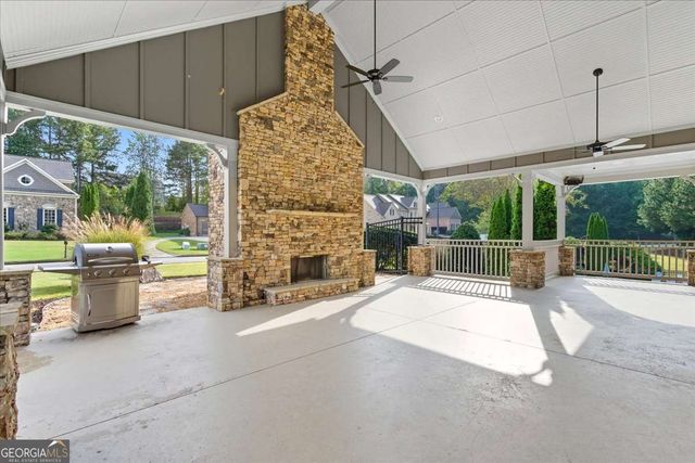 120 Fernwood Drive, Woodstock, GA 30188