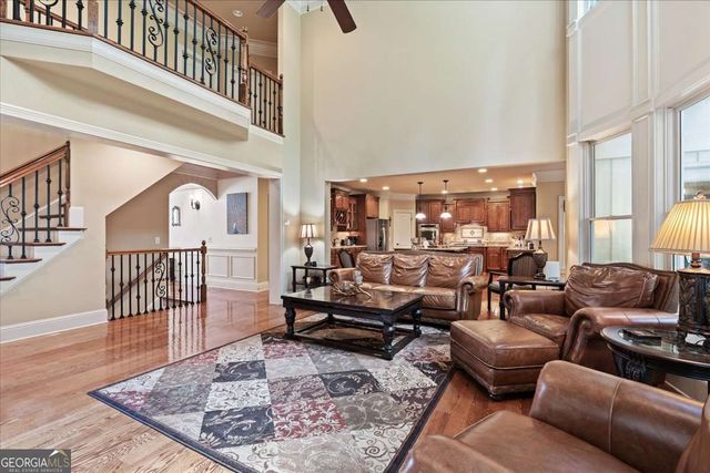 120 Fernwood Drive, Woodstock, GA 30188