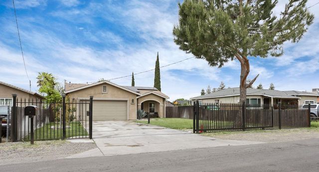 5273 E Marsh St, Stockton, CA 95215