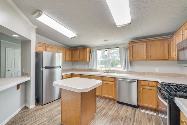 9601 NE 133rd Place, Newalla, OK 74857