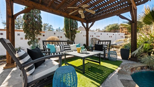 3021 Club Hill Drive, Garland, TX 75043