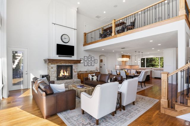 8330 S DANISH RD, Cottonwood Heights, UT 84093