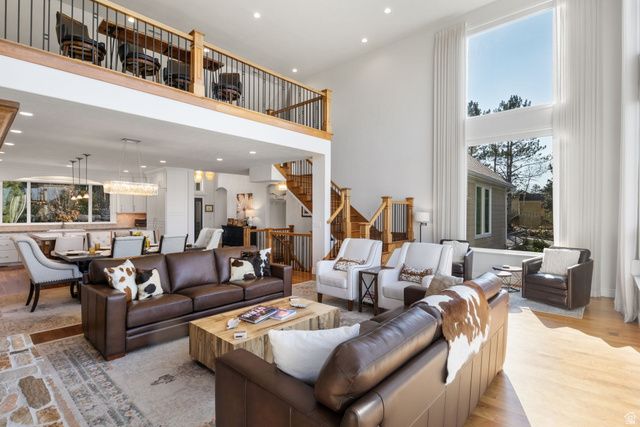 8330 S DANISH RD, Cottonwood Heights, UT 84093