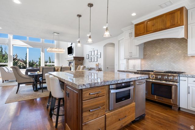 8330 S DANISH RD, Cottonwood Heights, UT 84093