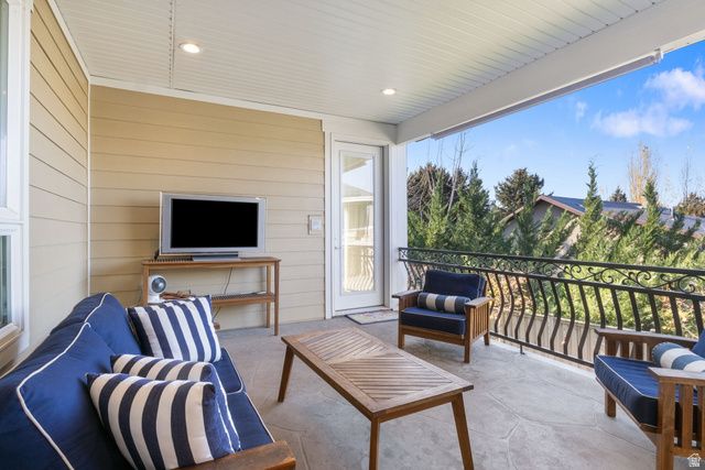 8330 S DANISH RD, Cottonwood Heights, UT 84093