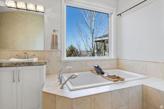 8330 S DANISH RD, Cottonwood Heights, UT 84093