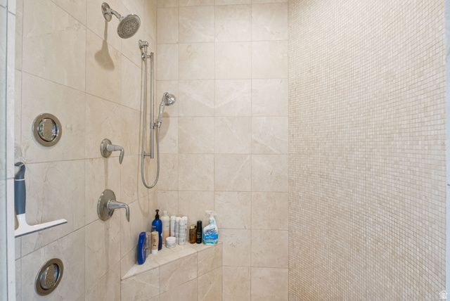 8330 S DANISH RD, Cottonwood Heights, UT 84093