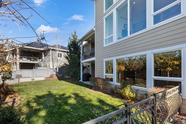 8330 S DANISH RD, Cottonwood Heights, UT 84093