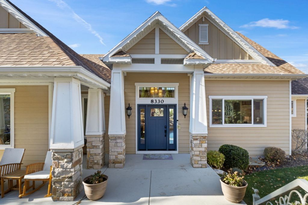 8330 S DANISH RD, Cottonwood Heights, UT 84093