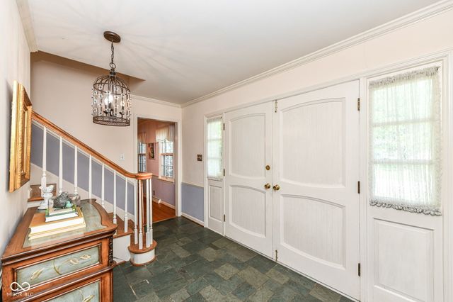 7138 Moorgate Road, Indianapolis, IN 46250