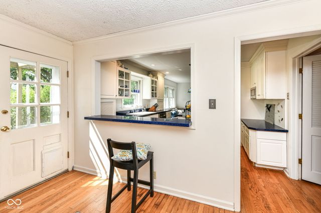 7138 Moorgate Road, Indianapolis, IN 46250