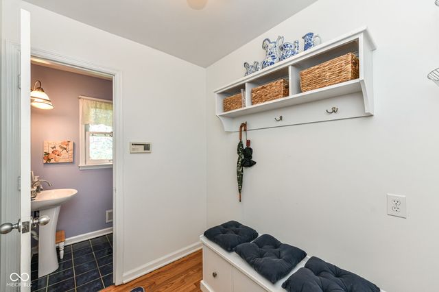 7138 Moorgate Road, Indianapolis, IN 46250