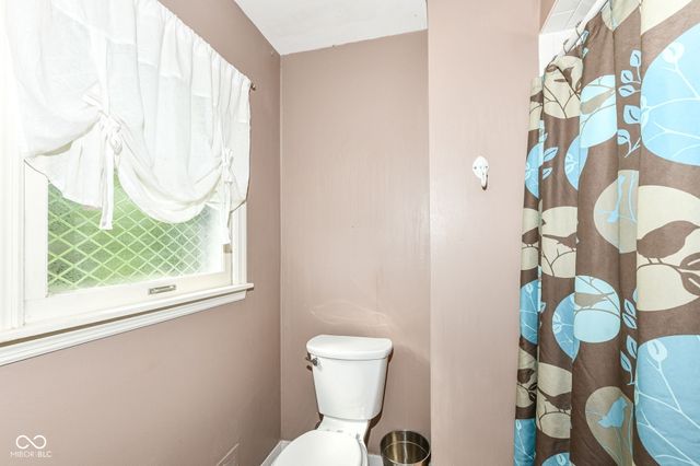 7138 Moorgate Road, Indianapolis, IN 46250