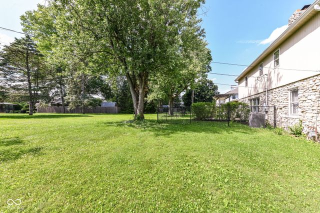 7138 Moorgate Road, Indianapolis, IN 46250