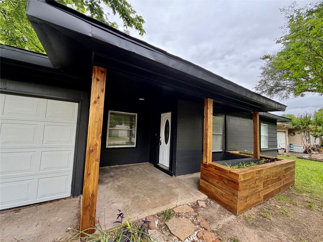 5836 Pollard Drive, Westworth Village, TX 76114