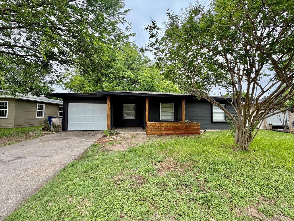 5836 Pollard Drive, Westworth Village, TX 76114