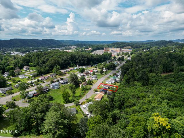 2133 Westfield Street, Bristol, VA 24201