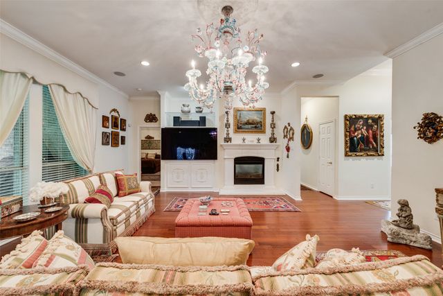 6312 Southern Hills Drive, Fort Worth, TX 76132
