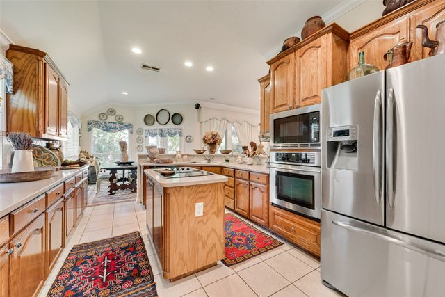 6312 Southern Hills Drive, Fort Worth, TX 76132
