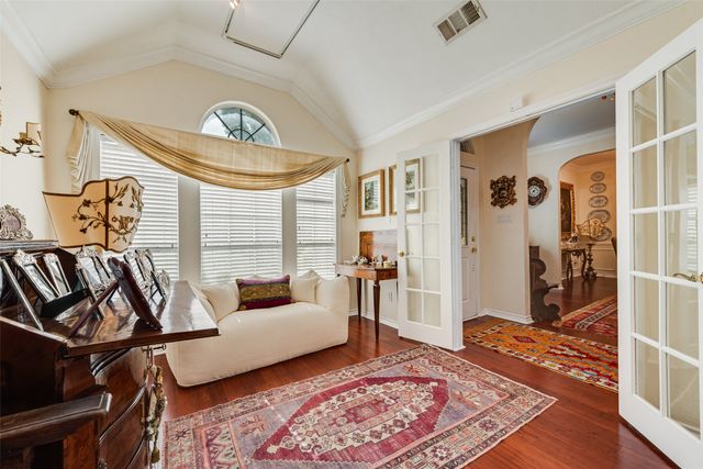 6312 Southern Hills Drive, Fort Worth, TX 76132