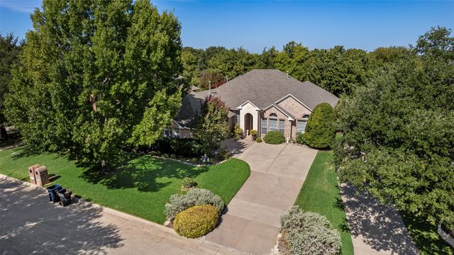 6312 Southern Hills Drive, Fort Worth, TX 76132