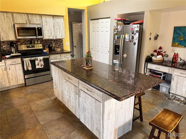 3534 Bostons Farm Drive, Bridgeton, MO 63044