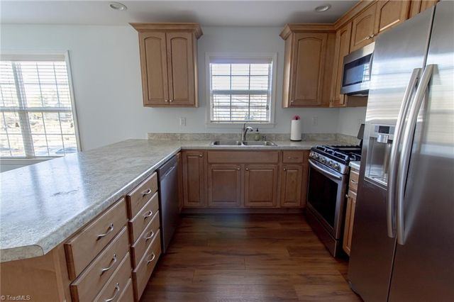 522 Glovenia Street, Eden, NC 27288