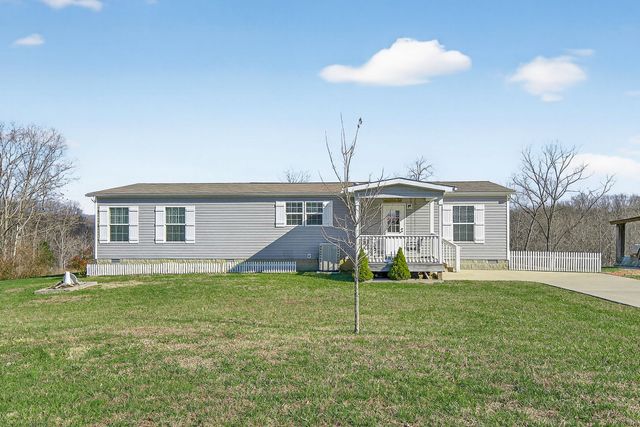 39 Old Highway 52, SE, Celina, TN 38551