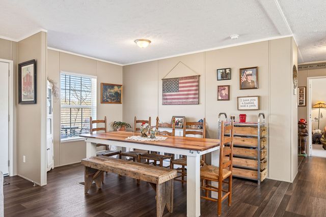 39 Old Highway 52, SE, Celina, TN 38551