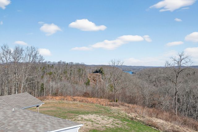 39 Old Highway 52, SE, Celina, TN 38551