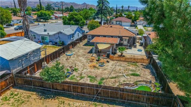 110 Elmwood, Hemet, CA 92543