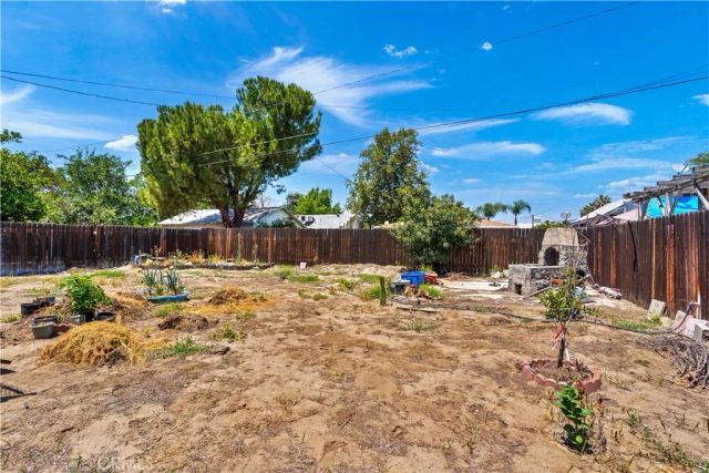110 Elmwood, Hemet, CA 92543