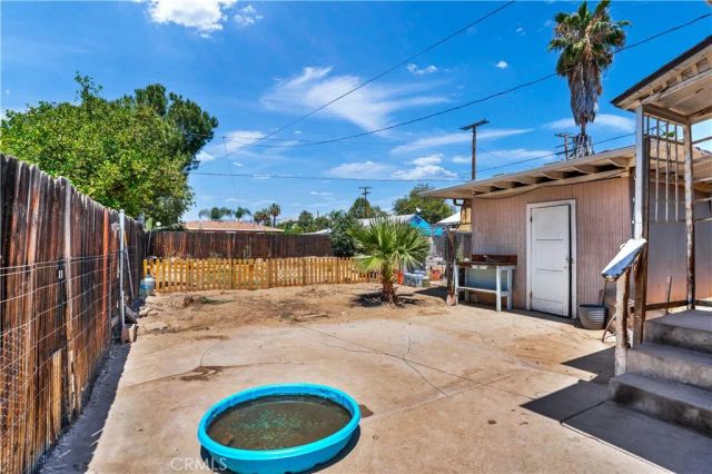 110 Elmwood, Hemet, CA 92543