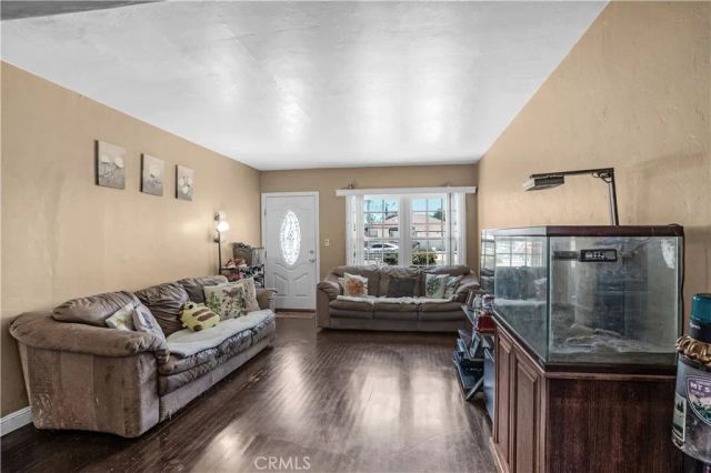 110 Elmwood, Hemet, CA 92543