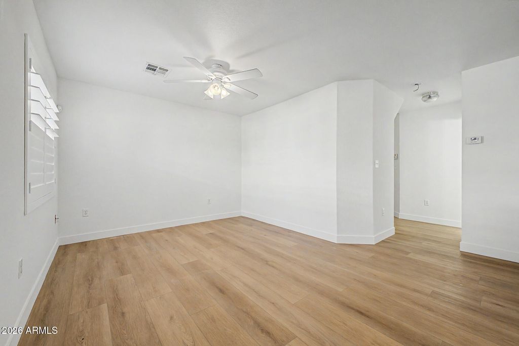 Image 9 of property listing at 125 S 56TH Street 92, Mesa, AZ 85206