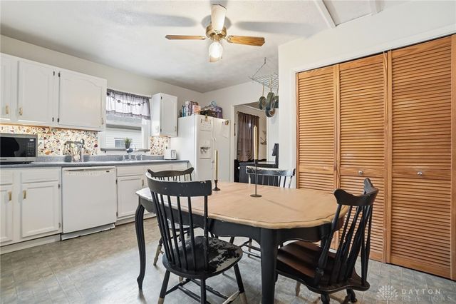 2670 Duncan Street, Springfield, OH 45505