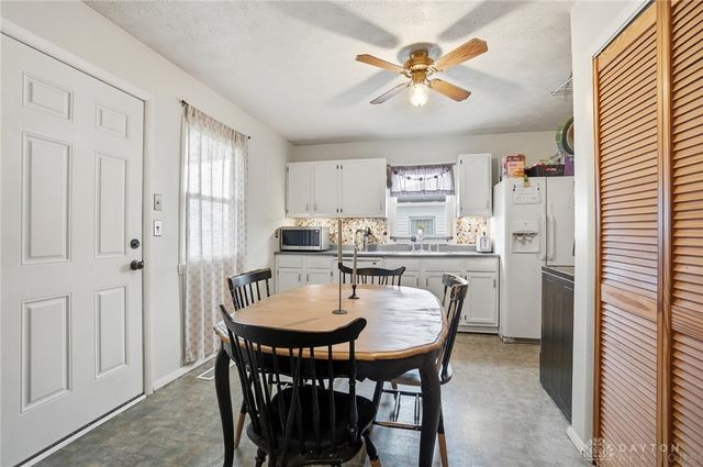 2670 Duncan Street, Springfield, OH 45505