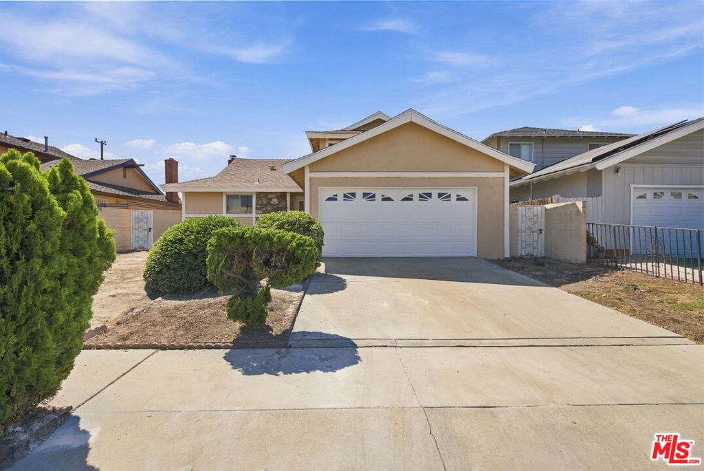 19431 Scobey Avenue, Carson, CA 90746 — exterior