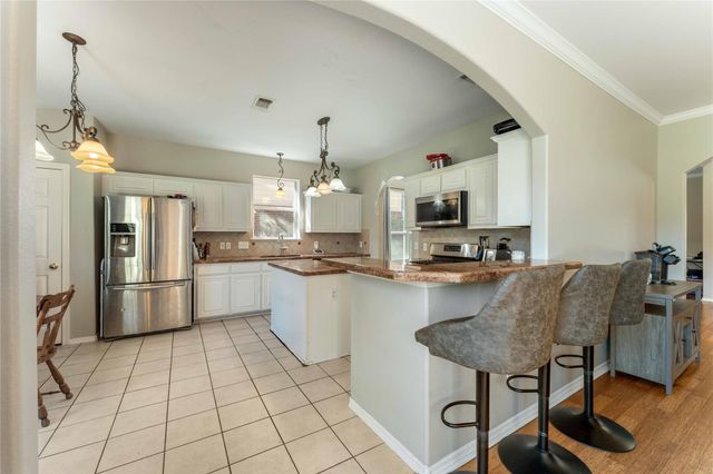 18414 Bluewater Cove Drive, Humble, TX 77346