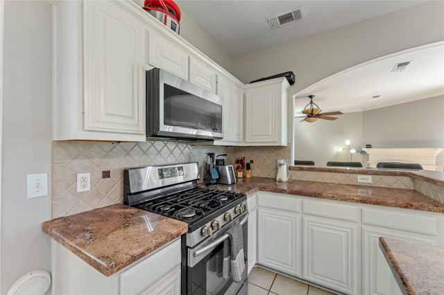 18414 Bluewater Cove Drive, Humble, TX 77346