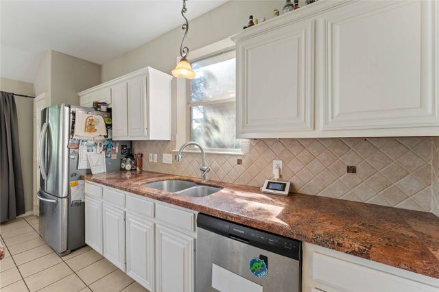 18414 Bluewater Cove Drive, Humble, TX 77346