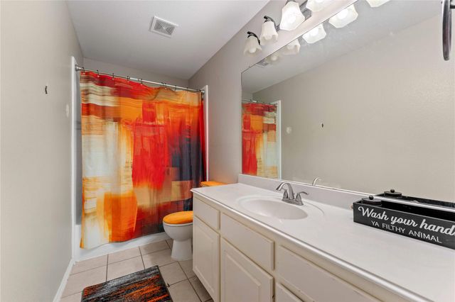 18414 Bluewater Cove Drive, Humble, TX 77346