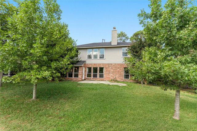 18414 Bluewater Cove Drive, Humble, TX 77346
