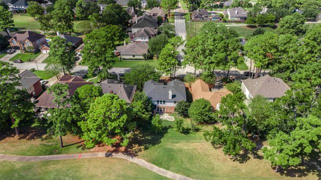 18414 Bluewater Cove Drive, Humble, TX 77346