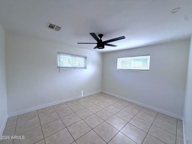 2114 W San Juan Avenue, Phoenix, AZ 85015