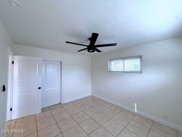 2114 W San Juan Avenue, Phoenix, AZ 85015