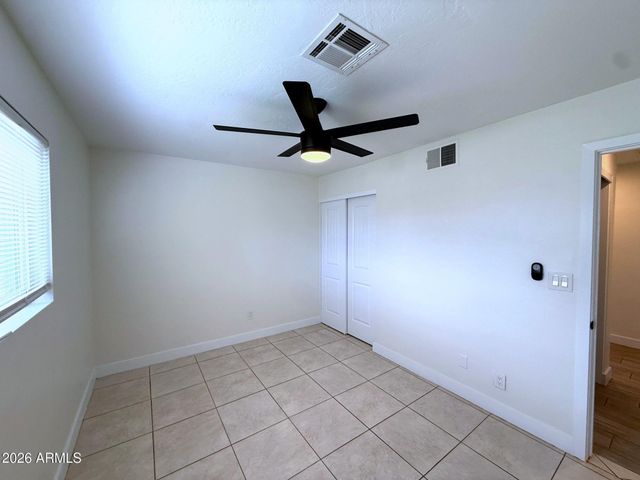 2114 W San Juan Avenue, Phoenix, AZ 85015