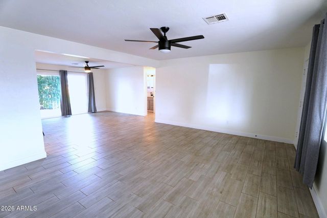 2114 W San Juan Avenue, Phoenix, AZ 85015