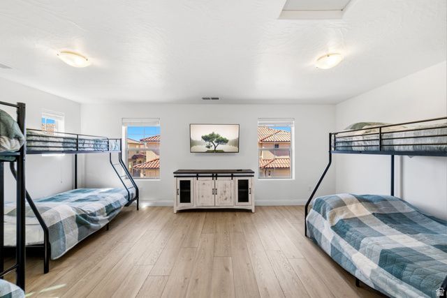 1184 N DORADO ALY, Washington, UT 84780